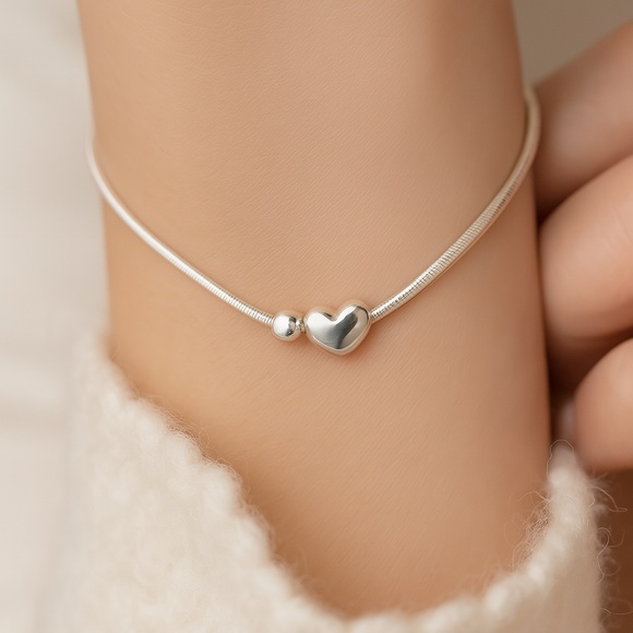 Minimalist Sterling Silver Heart Bracelet – Dainty Adjustable - Picture 2 of 5